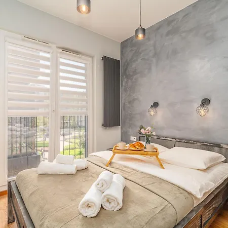 Grzegorzki - Location And Parking By Rentujemy Apartment