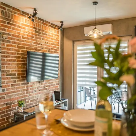 Grzegorzki - Location And Parking By Rentujemy 아파트